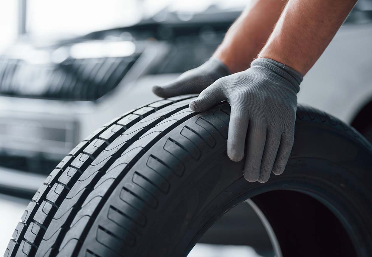 Rimessaggio pneumatici fai da te: come conservare le gomme nel garage -  Autronica